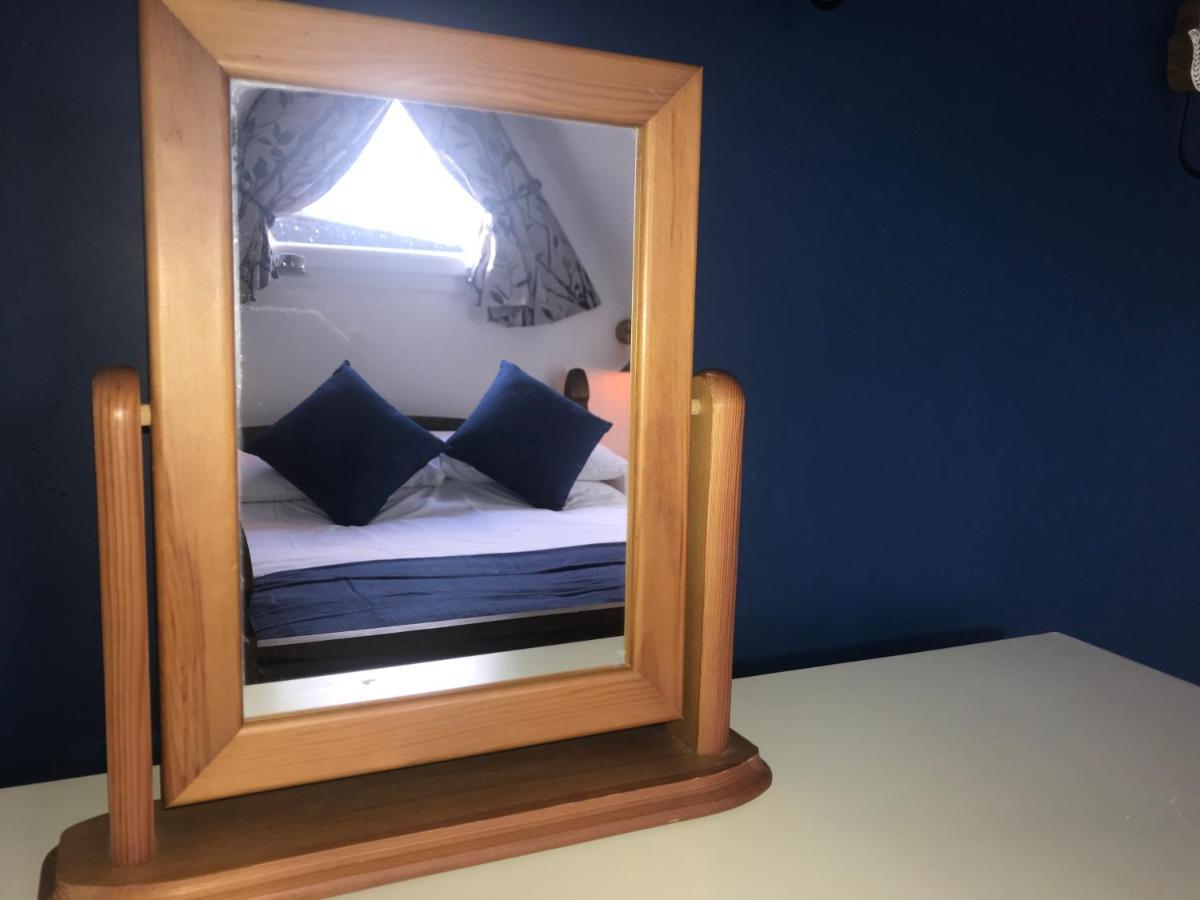 Foxes Sea Side Retreat Deluxe Chalet Is A Lovely Holiday Home Tucked Away On The Kent Coast Kingsdown  Bagian luar foto